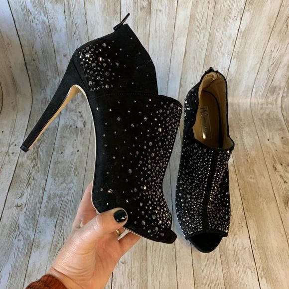 INC International Concepts Black Suede Studded Open Toe Heels Shootie Size 10m - Picture 1 of 12